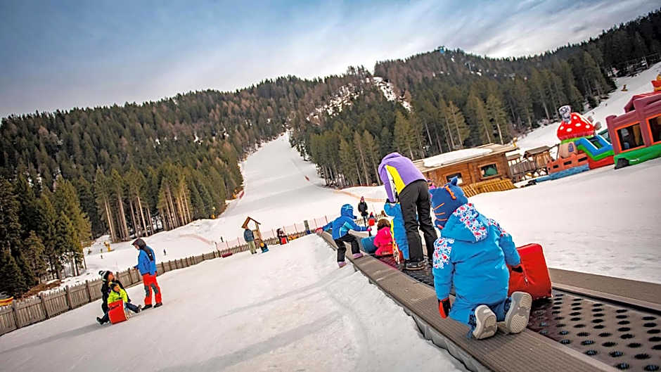 Hotel Lory - Molveno - Dolomiti