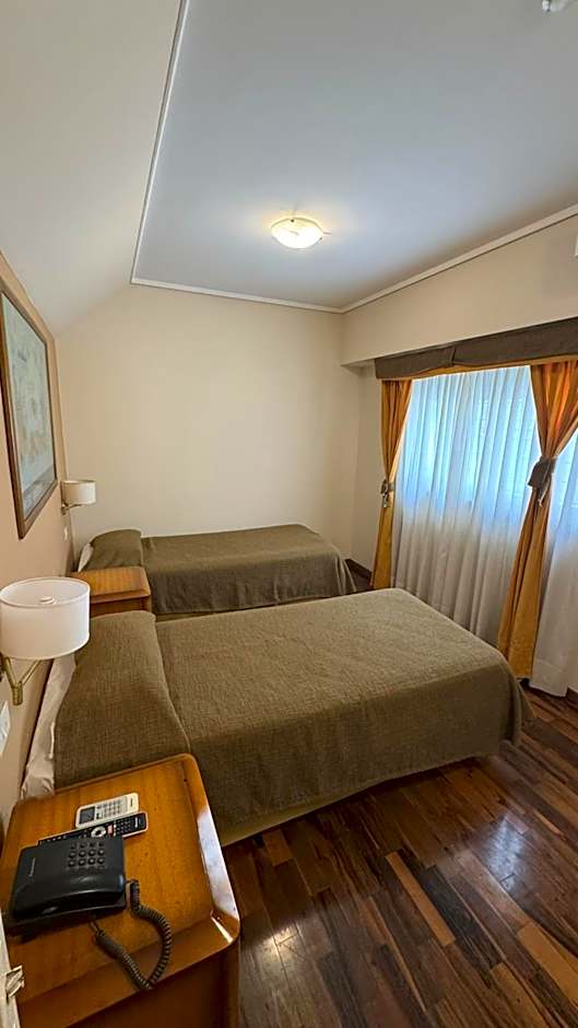 Tritone Hotel