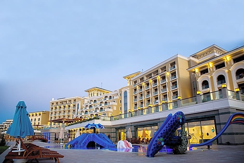 Merit Royal Premium Hotel Casino & SPA