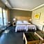 ArtPlatinum SUITES&APARTMENTS