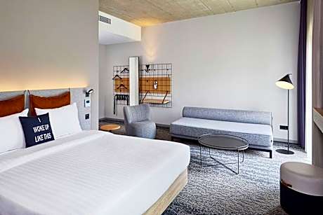 Moxy Family Sleeper, Guest room, 1 Queen, Sofa bed