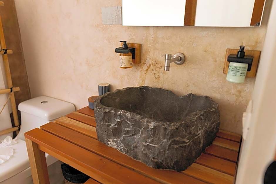 Koos Tulum Hotel