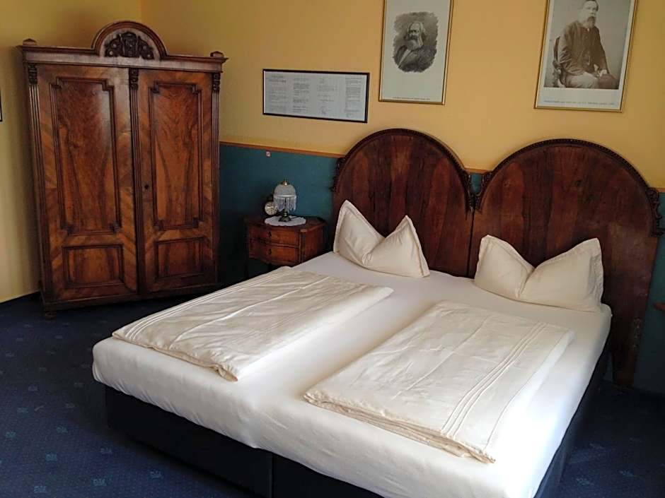 Hotel am Bayrischen Platz