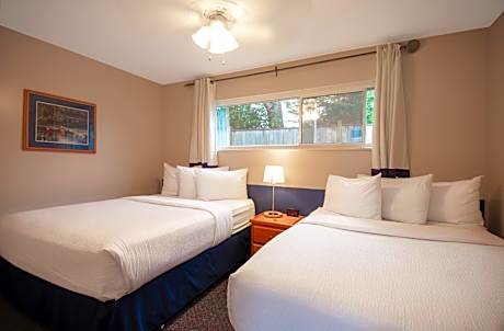 Seaside One-Bedroom Double Suite