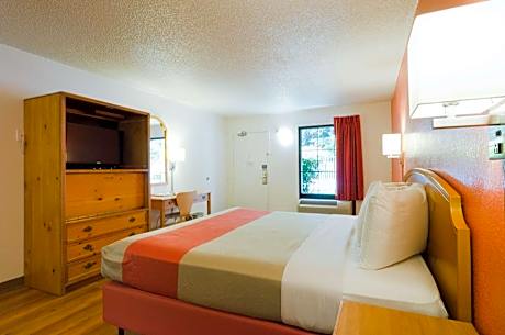 Motel 6-Frederick, MD - Fort Detrick