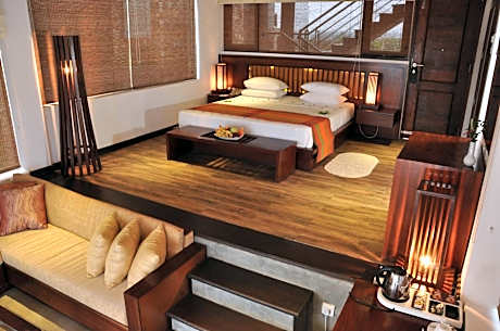 Deluxe Double Room with Balcony and Sea View