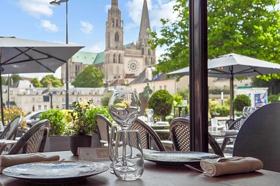 Le Boeuf Couronné - Hôtel & Restaurant Chartres- Logis Hotels