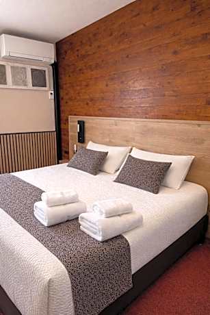 Comfort King Room with Garden View