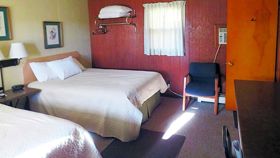Indianhead Ironwood Hotel