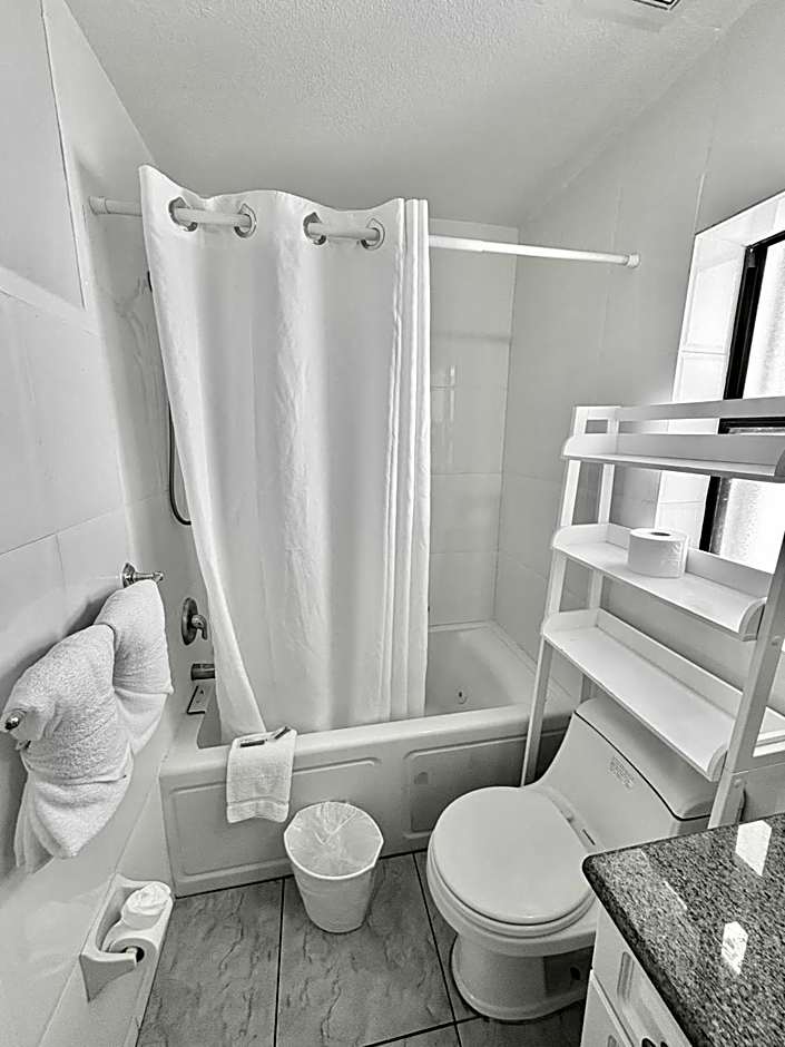 Ocean Sound's Hotel