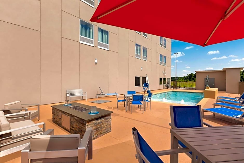 La Quinta Inn & Suites by Wyndham Brunswick/Golden Isles