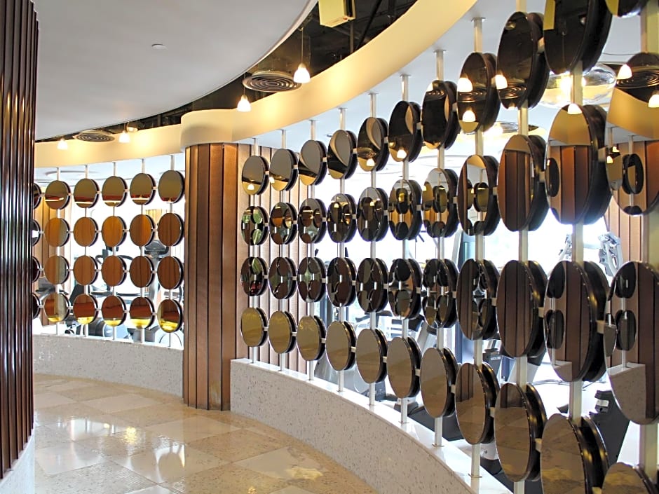 Kowloon Harbourfront Hotel