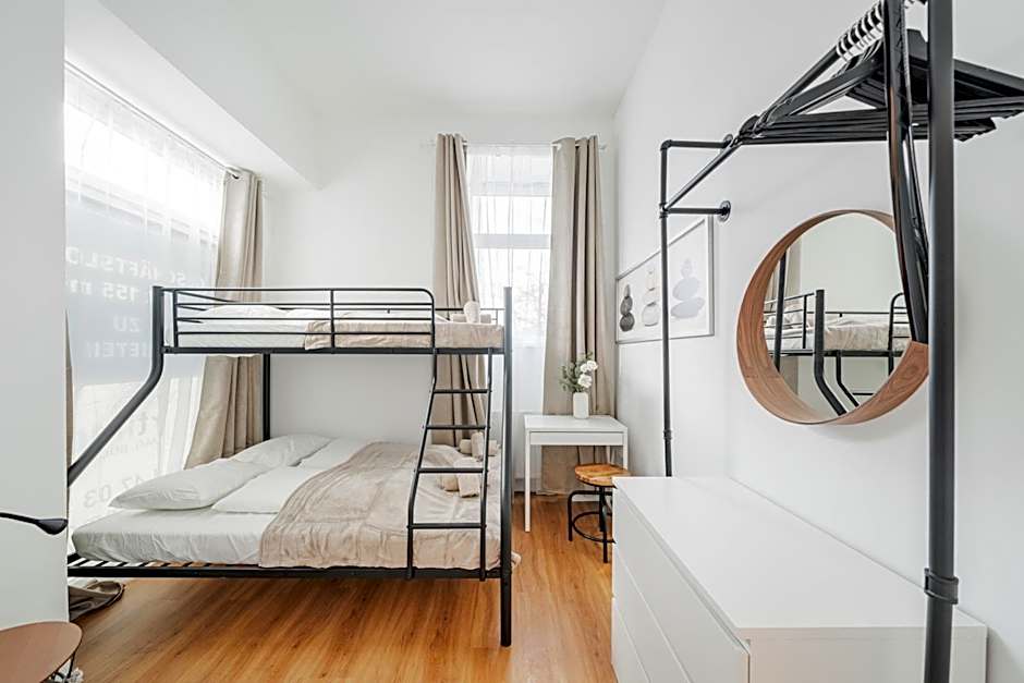 Modern Central City Rooms