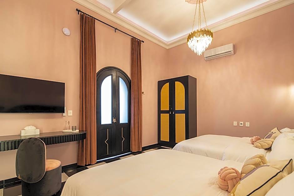 HOLT Hotel De Mi Independencia Double Queen Room