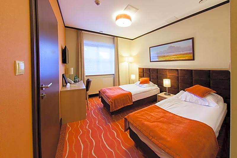 Hotel Skarbek