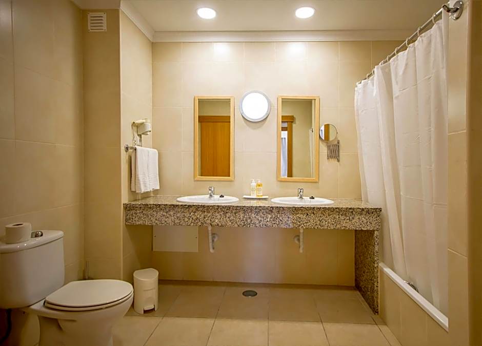 Aquamar Albufeira Aparthotel