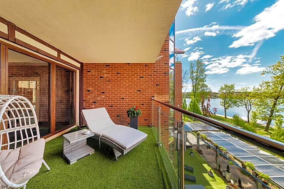 Willa Port Apartament Premium z widokiem na jezioro