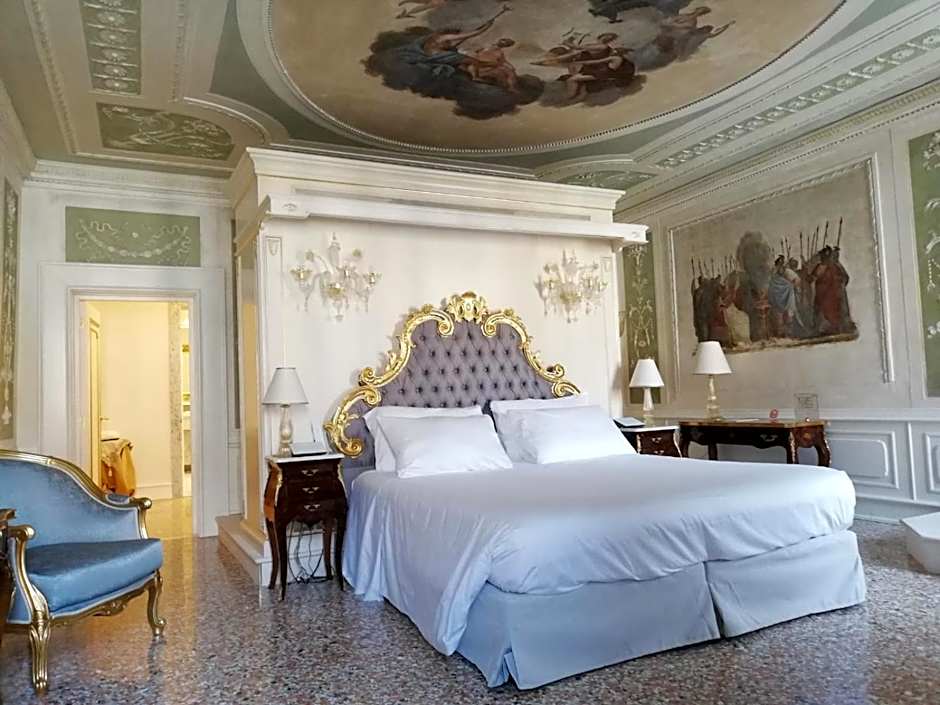 Ca' Bonfadini Historic Experience