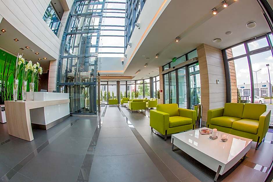 Hotel Astone Conference & Spa