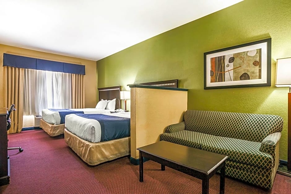 Rodeway Inn & Suites East/I-44