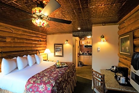 Log Cabin Suite (1 King Bed)