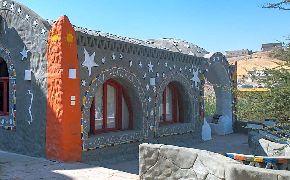 Artika Wadi Kiki Hotel