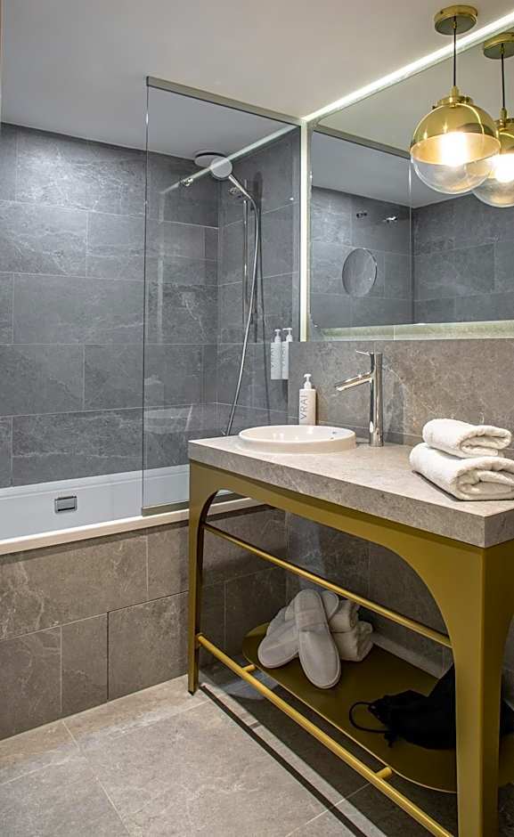 Hôtel Kyriad Prestige Paris Asnieres