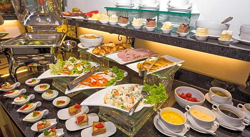 Hanoi La Storia Hotel