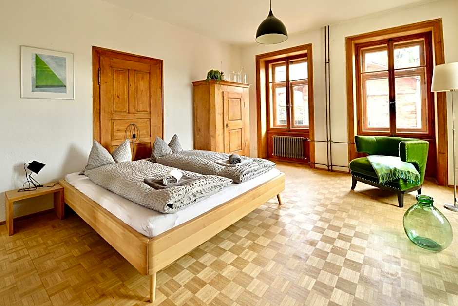 Double Room with Shared Bathroom — 19 fotoğraftan 1. fotoğraf