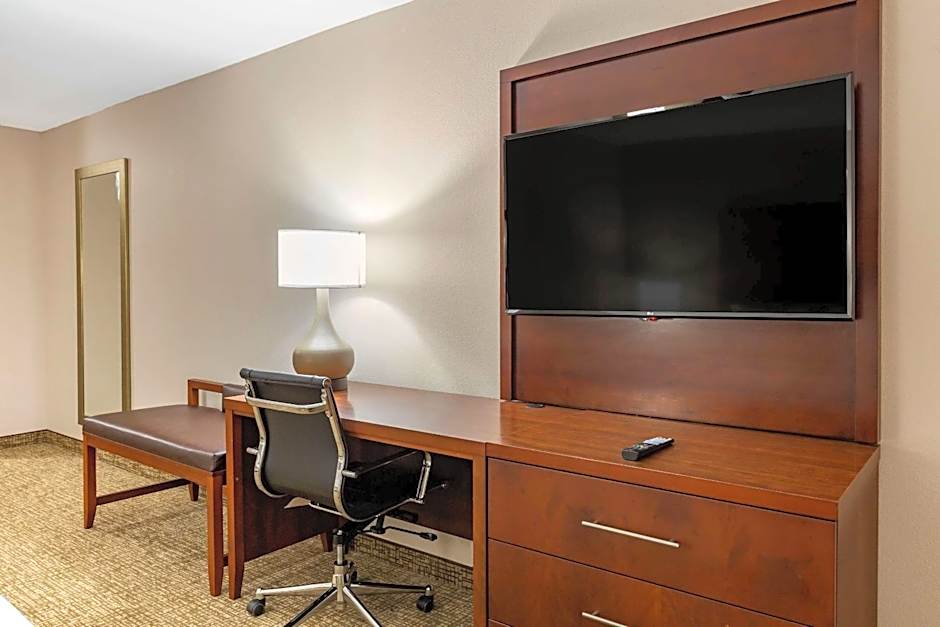 Comfort Inn Smithfield near I-95