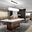 Courtyard by Marriott Milwaukee Downtown