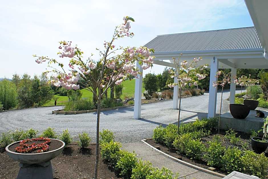 Woodhouse Mountain Lodge