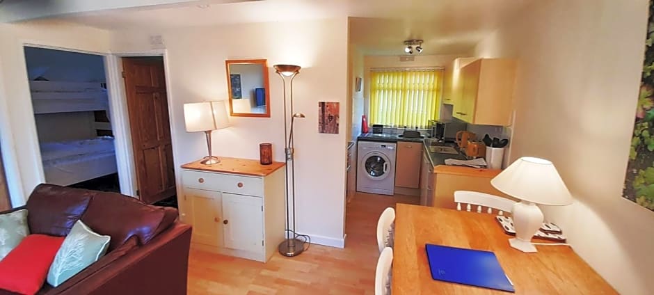 Sheena's Dartmouth Chalets