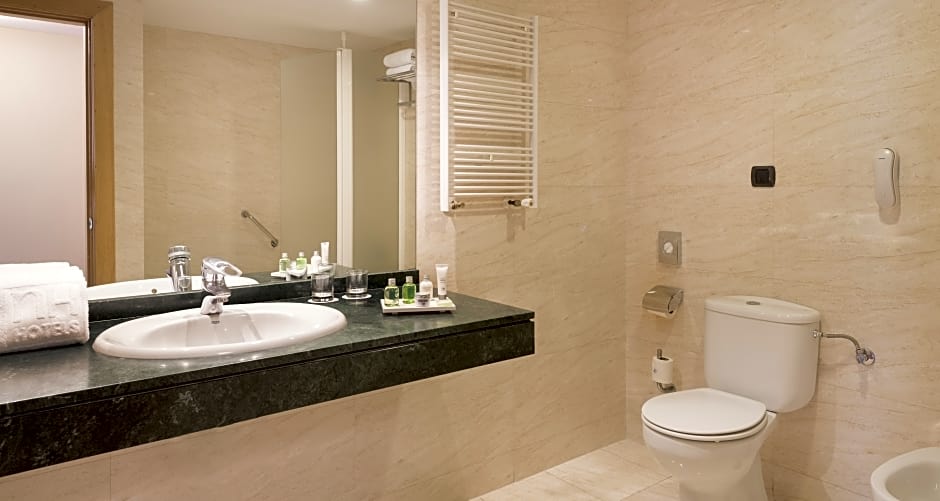 NH Paseo De La Habana