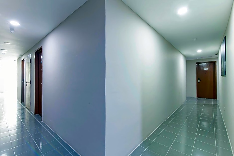 Super OYO 326 Tc Hotel