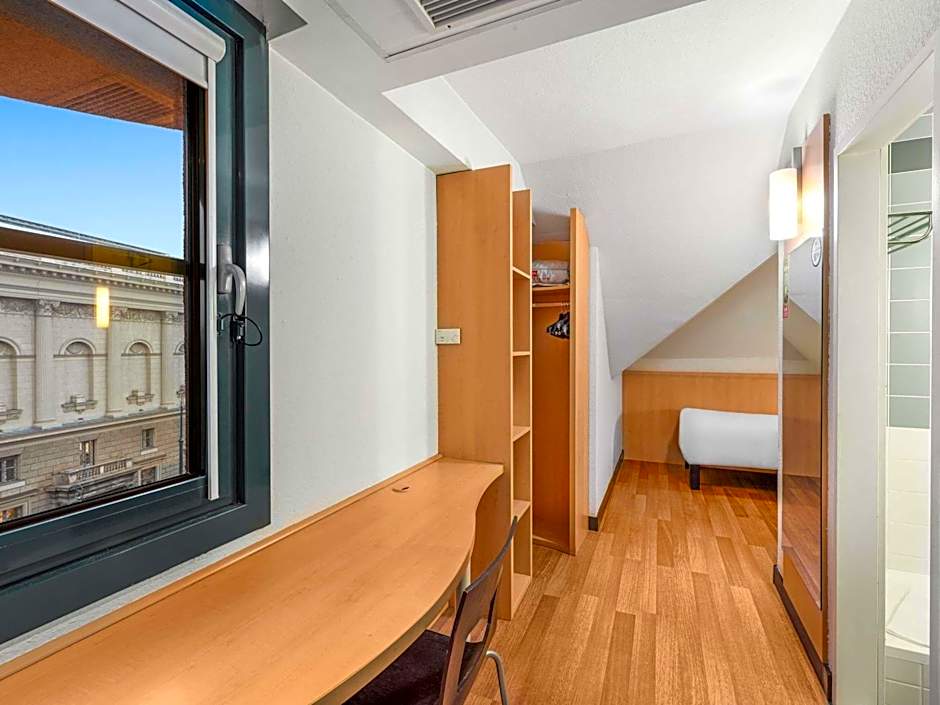 Ibis Budapest Heroes Square Hotel