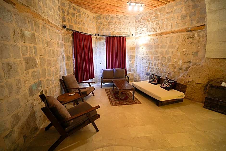 Helike Cave Suites