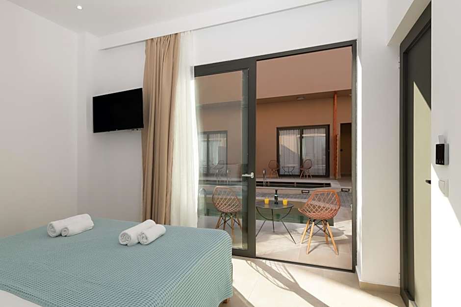 Golden Bee Lifestyle