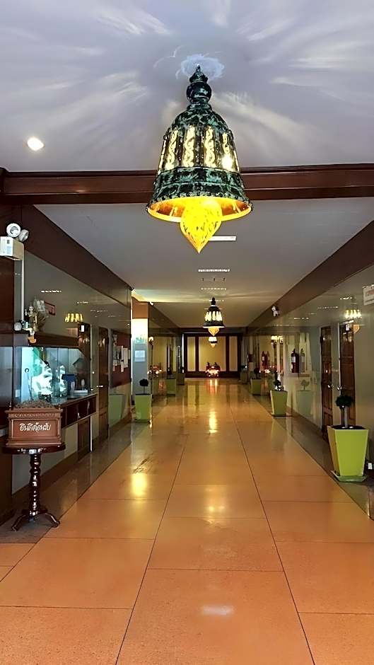Suriwong Chumphon Hotel