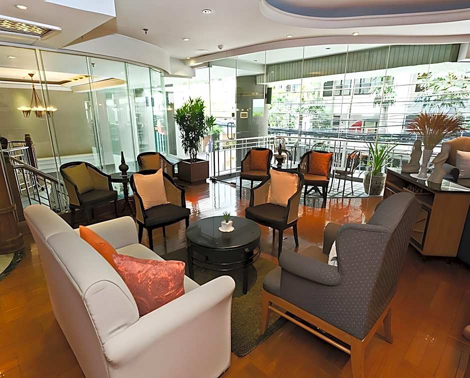 Silom Serene Hotel