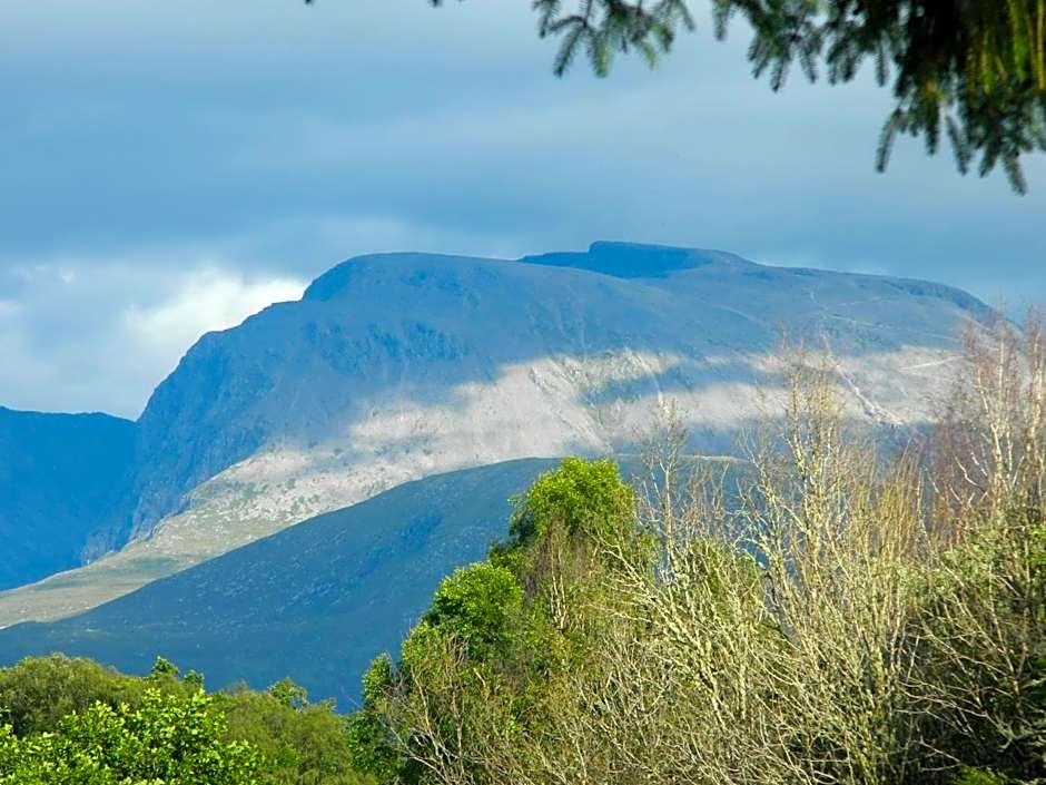TOM BEAG - Ben Nevis view ROOMS