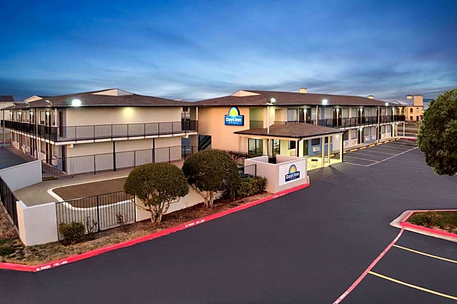 Days Inn by Wyndham Wichita Falls