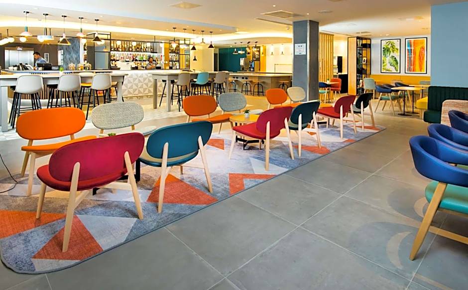 Hampton by Hilton London Park Royal