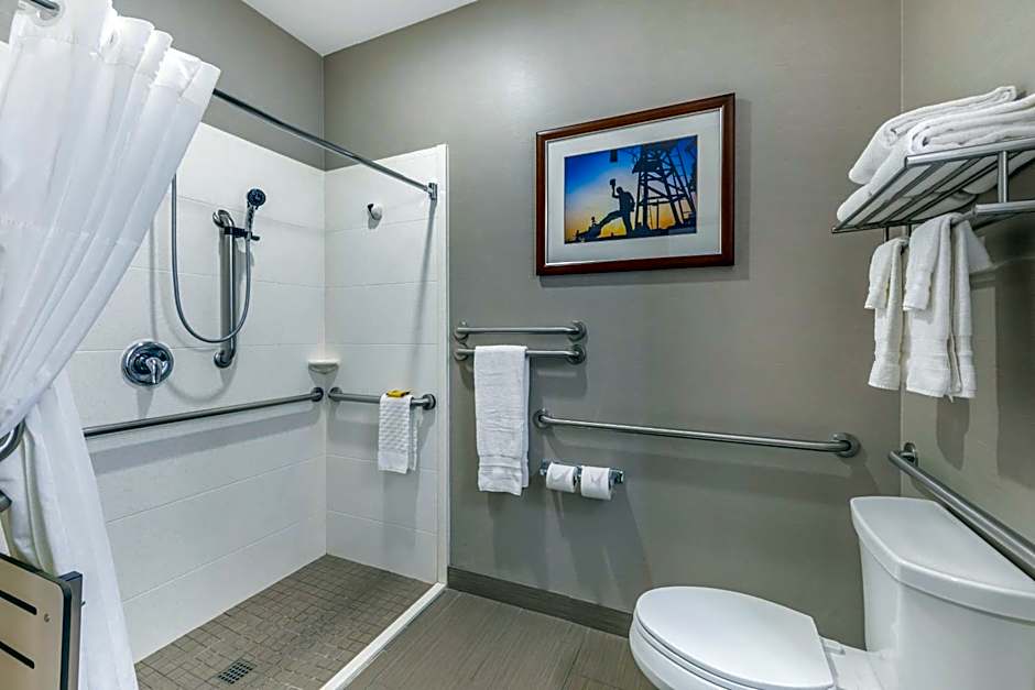 Best Western Plus Taft Inn