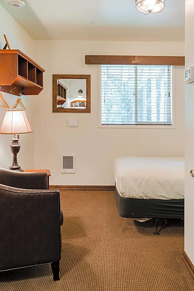 Crystal Mountain Hotels