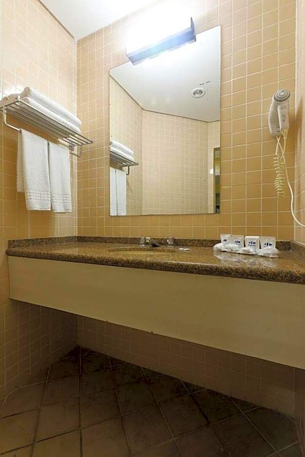 Ingleses Praia Hotel