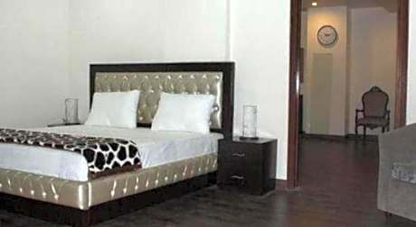 Hotel Grand Millennium