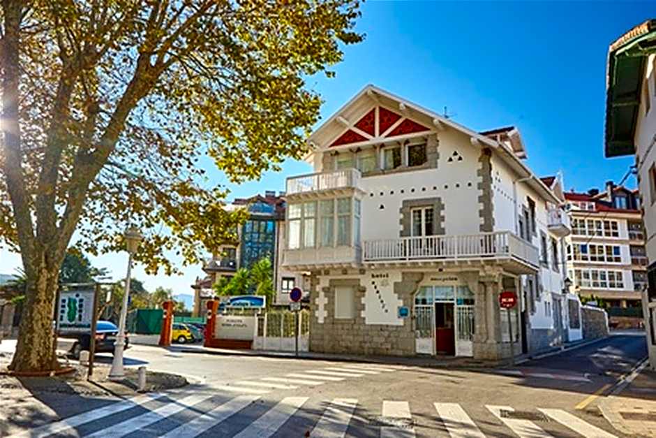 Hotel Atalaya- FREE PARKING GRATUITO