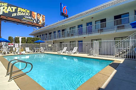 Motel 6 Las Vegas, NV - I-15 Stadium