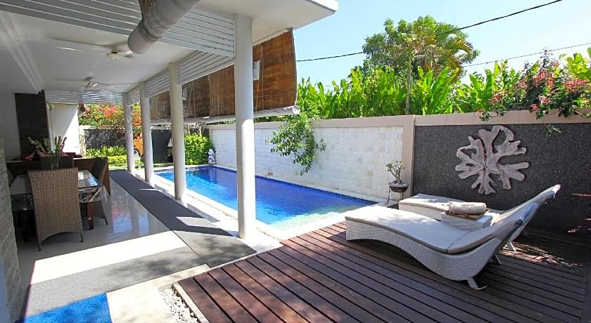 Heliconia Villa